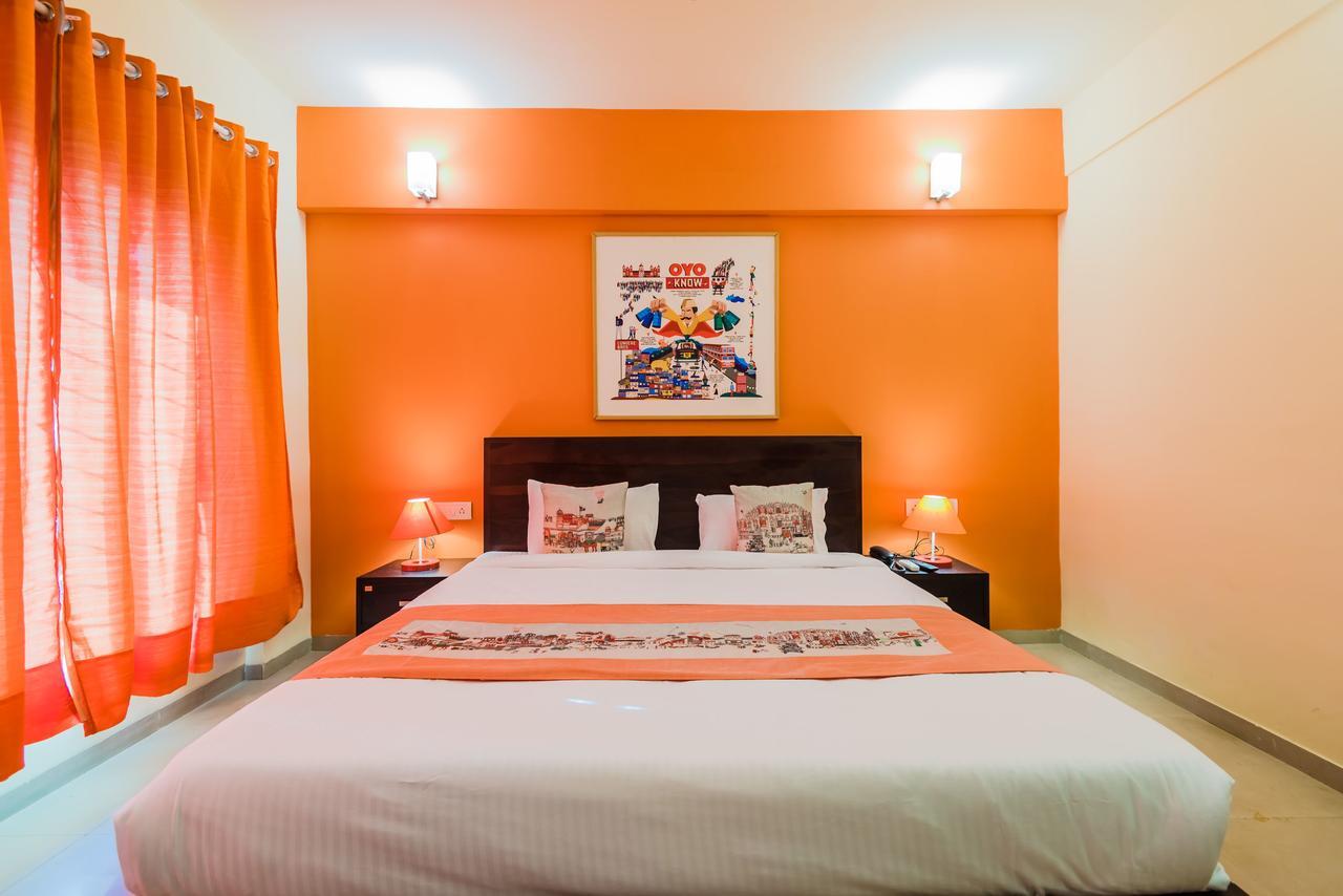 Oyo Flagship 389 Maitri Park Chembur Hotel Mumbai Luaran gambar